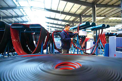 河北省清河縣加快汽配產業轉型升級,汽配產品出口100多個國家和地區